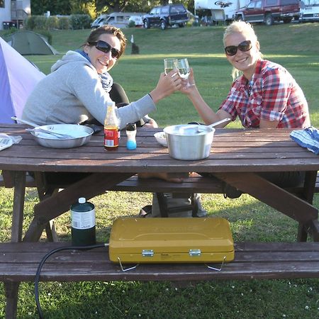 Blenheim Bridges Holiday Park Luaran gambar