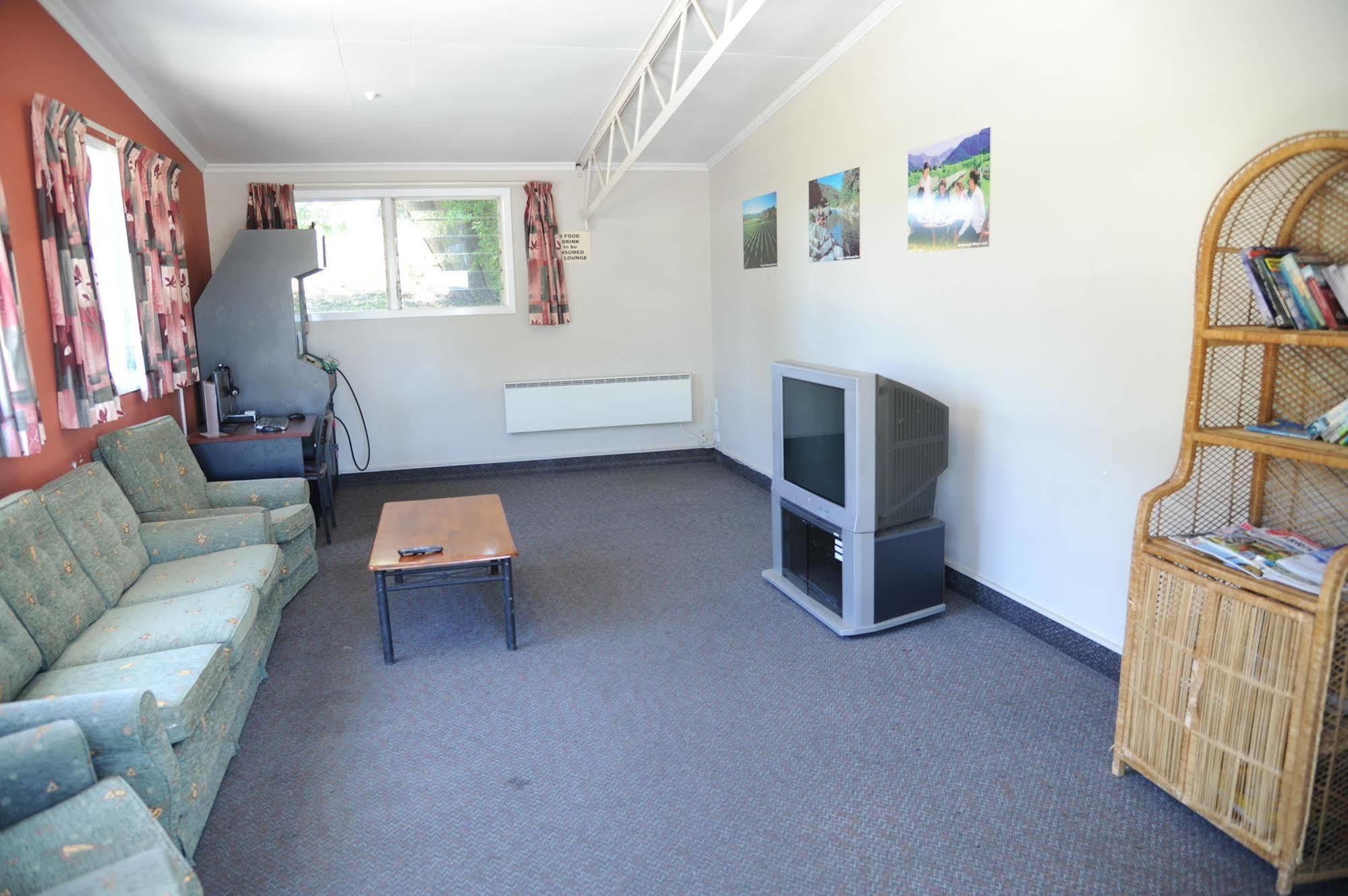 Blenheim Bridges Holiday Park Luaran gambar