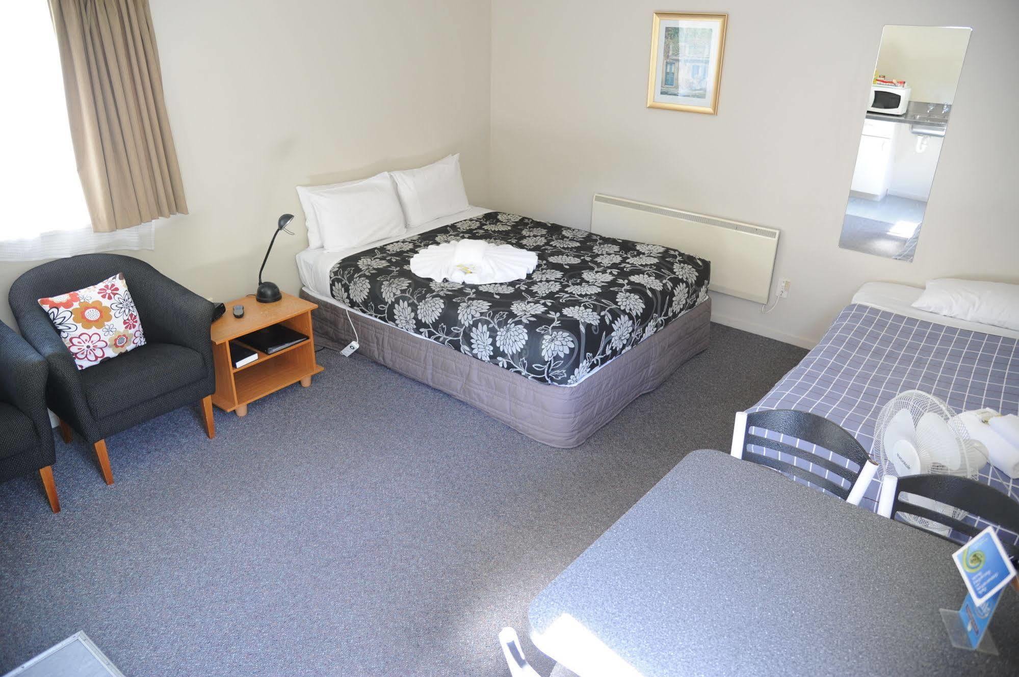 Blenheim Bridges Holiday Park Luaran gambar