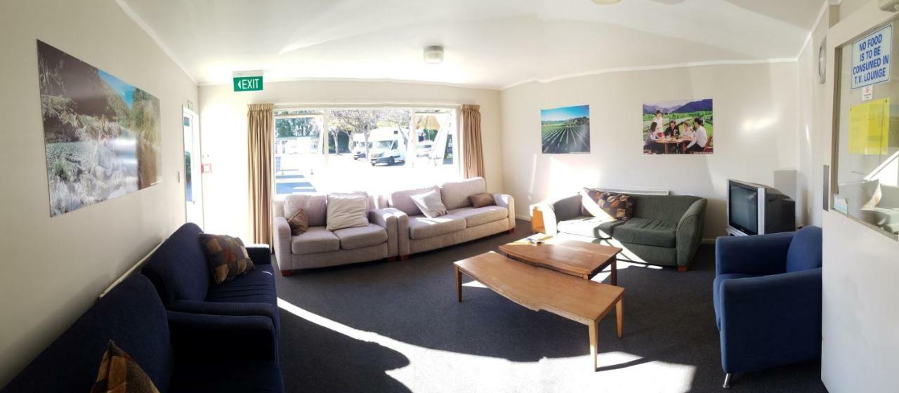 Blenheim Bridges Holiday Park Luaran gambar